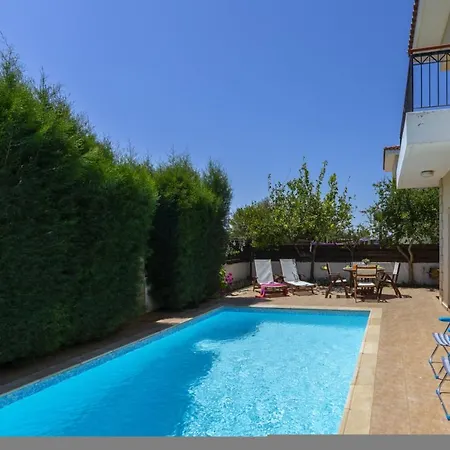فيلة Imagine You And Your Family Renting This Luxury Villa In Paralimni, Minutes From The Beach, Protaras Villa 1486 باراليمني