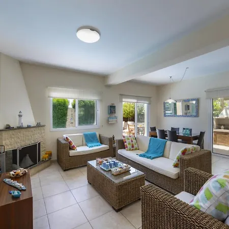 Villa Imagine You And Your Family Renting This Luxury Villa In Paralimni, Minutes From The Beach, Protaras Villa 1486 *