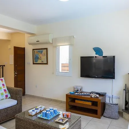 Villa Imagine You And Your Family Renting This Luxury Villa In Paralimni, Minutes From The Beach, Protaras Villa 1486 *