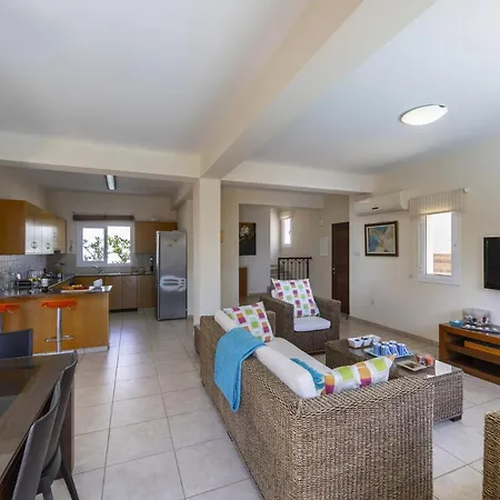 Villa Imagine You And Your Family Renting This Luxury Villa In Paralimni, Minutes From The Beach, Protaras Villa 1486